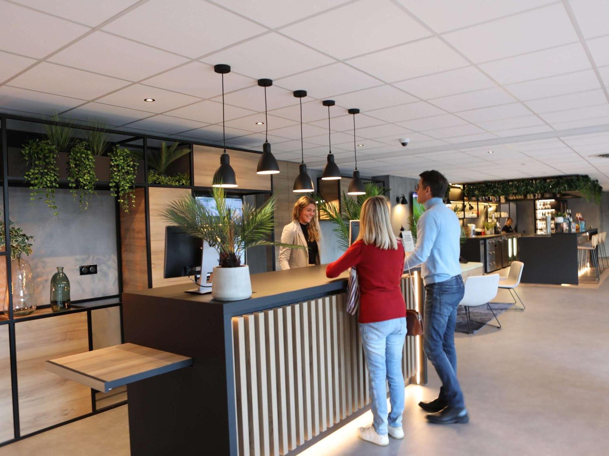 Ibis Aubenas Hotel Ngoại thất bức ảnh